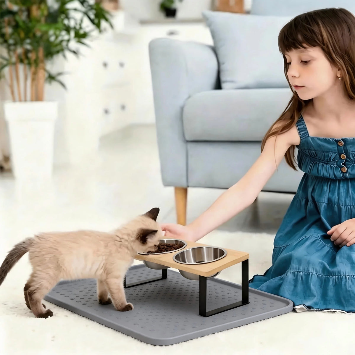 Elevated Stainless Steel Cat Bowls With Wooden Tilted Stand